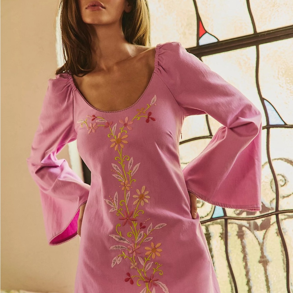 Free People  Spring Fling mini dress Pink Floral Embroidered Scoop-Neck Dress